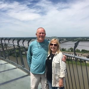 Meet your Posher, Debbie